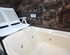 https://delirius-motel-adults-only.topsaopaulohotels.com